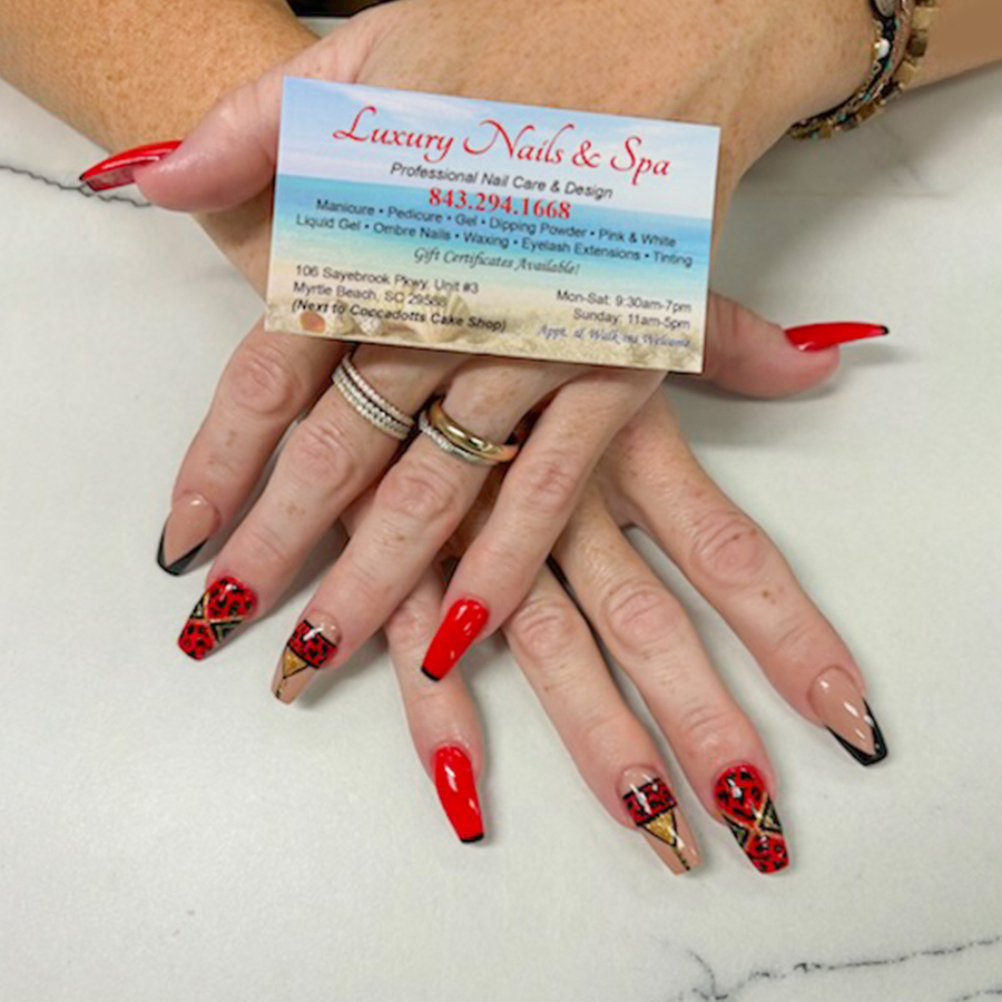 Luxury Nails & Spa nail photo 4
