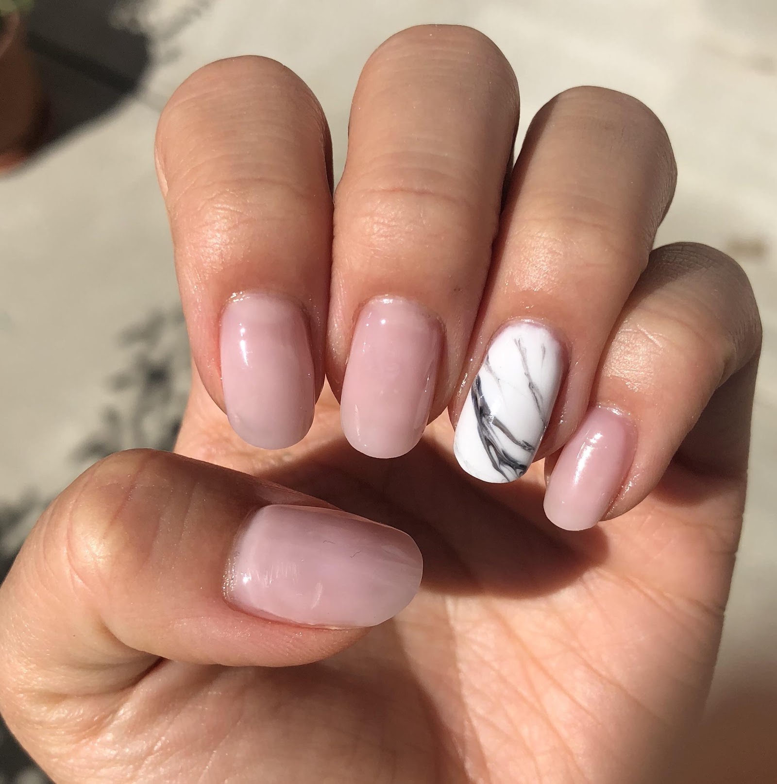 Luxury Nails & Spa nail photo 7